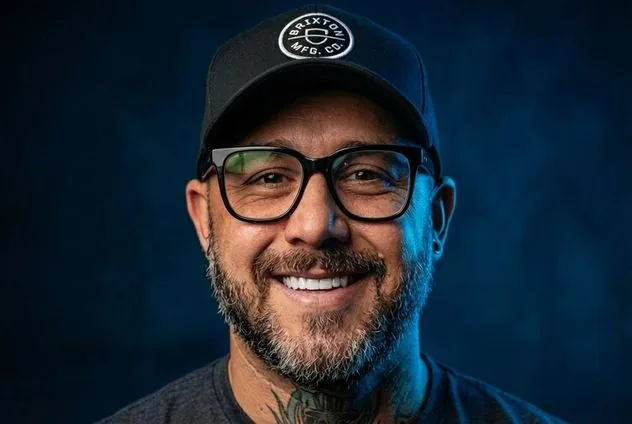 Chris Lewis, Founder / Growth & Media Buying at Thrive Media